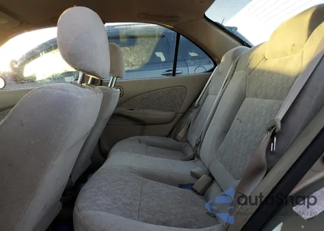 2000 Nissan Sentra Base z USA, uszkodzony, nr VIN 3N1CB51D6YL345881